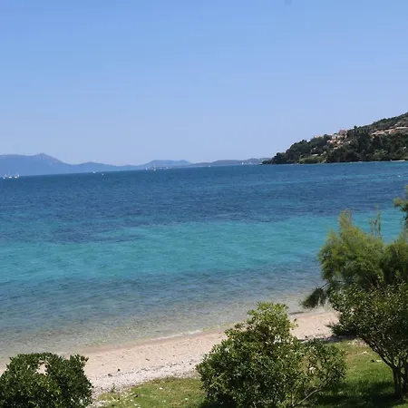 Lefkada Beachfront Semesterbostad Nikiana